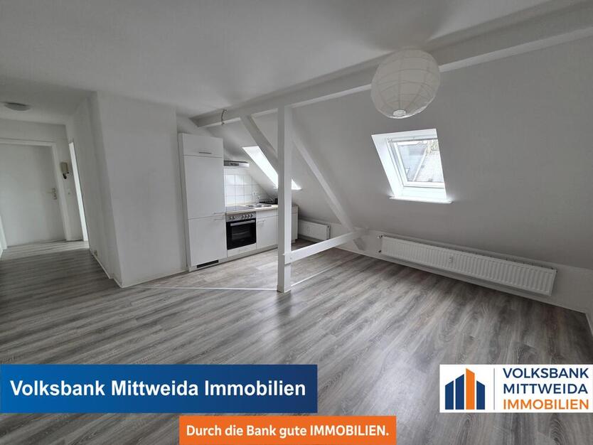 Gemütliche 2-Zimmer-Dachgeschosswohnung mit Einbauküche in Chemnitz-Hilbersdorf! 1 zimmer