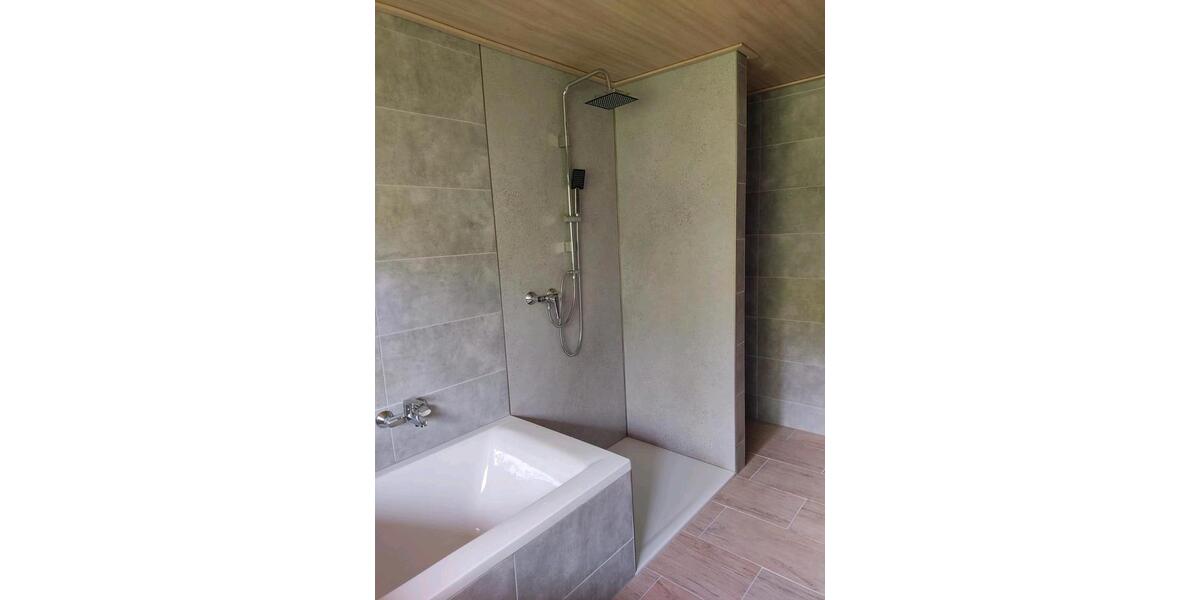 Etagenwohnung Buchen (Odenwald) - 4 Zimmer, 130 m&sup2;, 1.400&euro; | Angebot:26039053