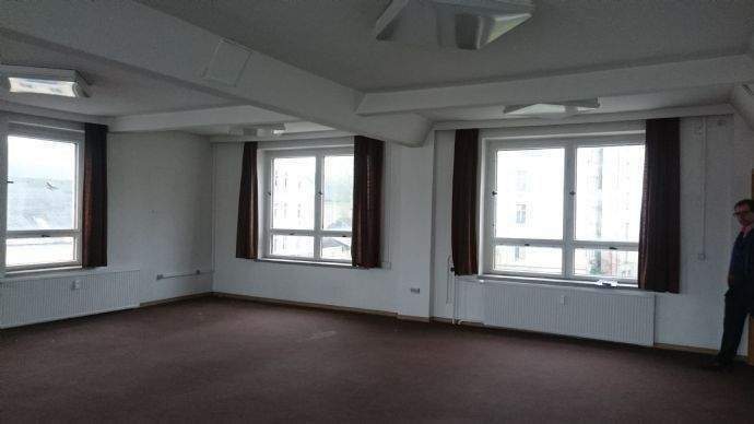 Gewerbeobjekt Auerbach - 2 Zimmer, 65 m&sup2;, 140&euro; | Angebot:25877232