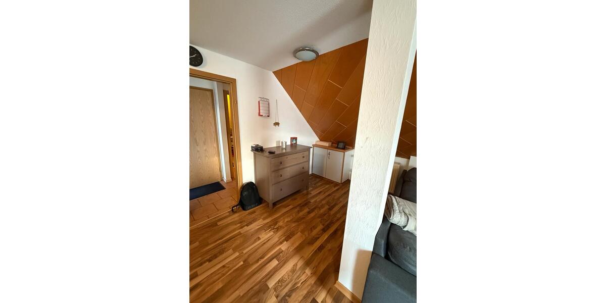 Dachgeschoßwohnung Barßel - 2 Zimmer, 50 m&sup2;, 650&euro; | Angebot:25929329