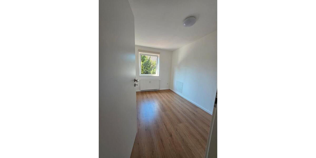 Erdgeschoßwohnung Hohne - 4 Zimmer, 105 m&sup2;, 790&euro; | Angebot:22476643