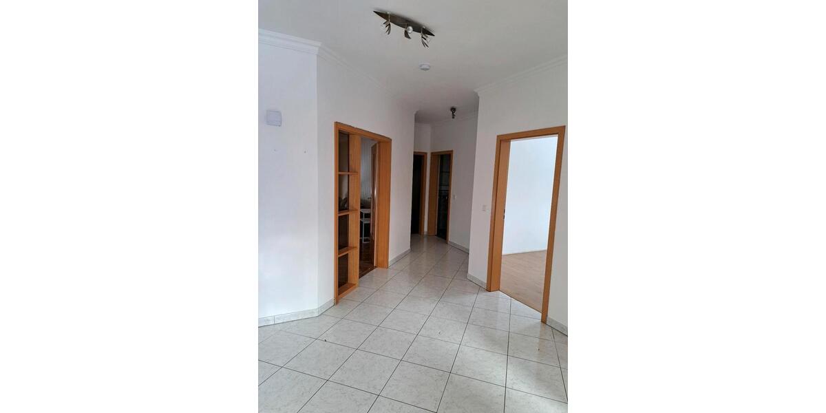 Etagenwohnung Garrel - 4 Zimmer, 120 m&sup2;, 1.100&euro; | Angebot:24830494