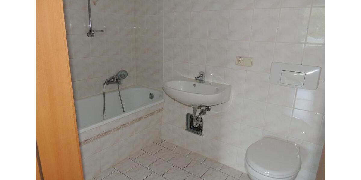 Erdgeschoßwohnung Wilkau-Haßlau Haßlau - 3 Zimmer, 62 m&sup2;, 400&euro; | Angebot:23215751