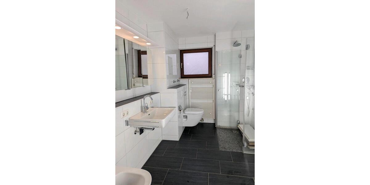 Erdgeschoßwohnung Eislingen (Fils) - 2 Zimmer, 81 m&sup2;, 1.110&euro; | Angebot:25615160