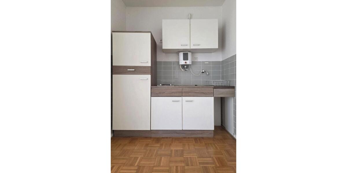 Etagenwohnung Essen Frillendorf - 1 Zimmer, 28 m&sup2;, 260&euro; | Angebot:24849681