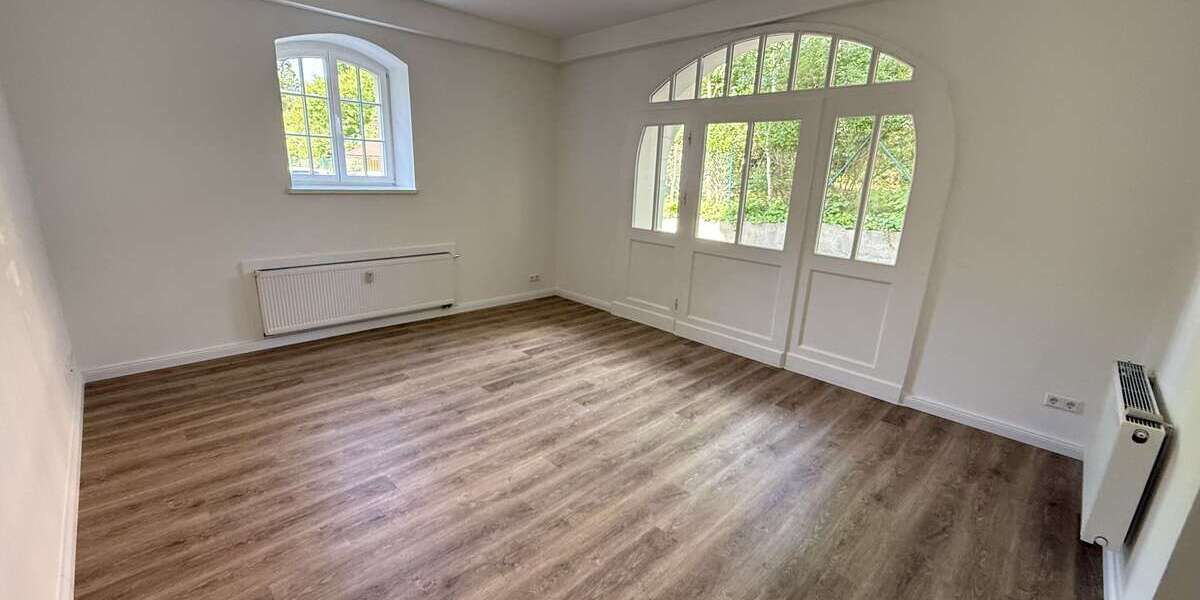Etagenwohnung Görlitz Südstadt - 1 Zimmer, 38 m&sup2;, 305&euro; | Angebot:26754717