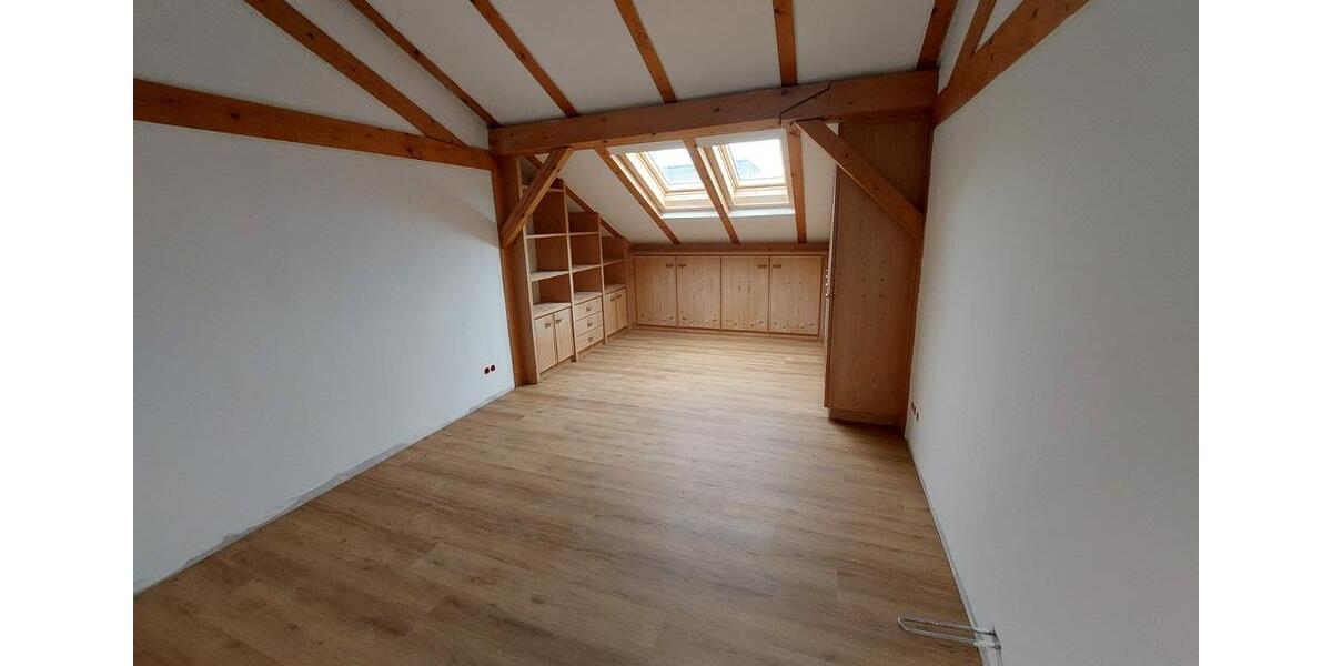 Zimmer in 3er WG im Stadtzentrum! Erstbezug nach Renovierung 3 zimmer