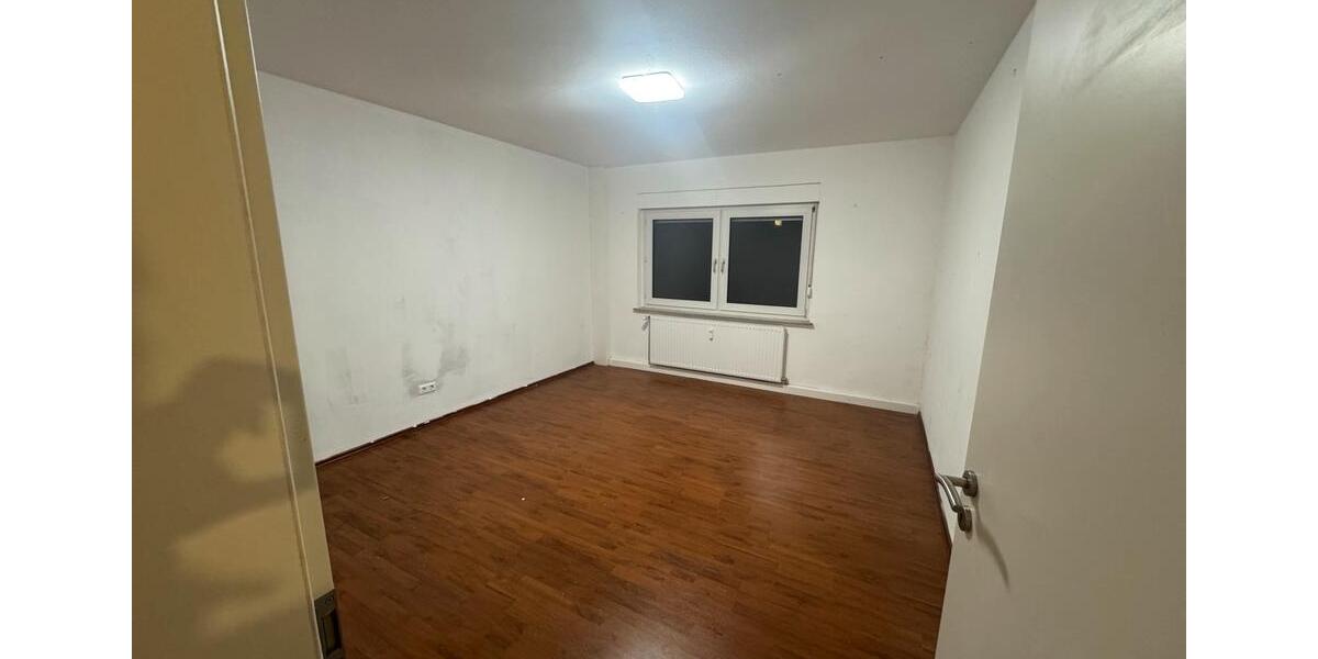 Etagenwohnung Radevormwald - 4 Zimmer, 76 m&sup2;, 570&euro; | Angebot:26119861