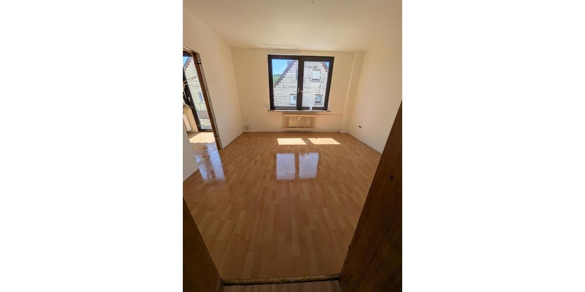 Etagenwohnung Wildflecken - 4 Zimmer, 112 m&sup2;, 795&euro; | Angebot:26236098