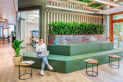 Büro in Düsseldorf 4.400 € 51 m² zimmer