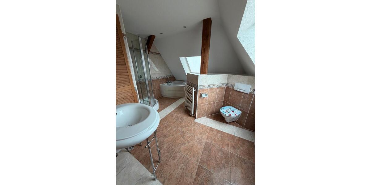 Dachgeschoßwohnung Ziesar - 2 Zimmer, 75 m&sup2;, 680&euro; | Angebot:26271573