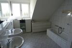 Doppelhaushälfte Bubenreuth - 7 Zimmer, 160 m&sup2;, 2.400&euro; | Angebot:25981382