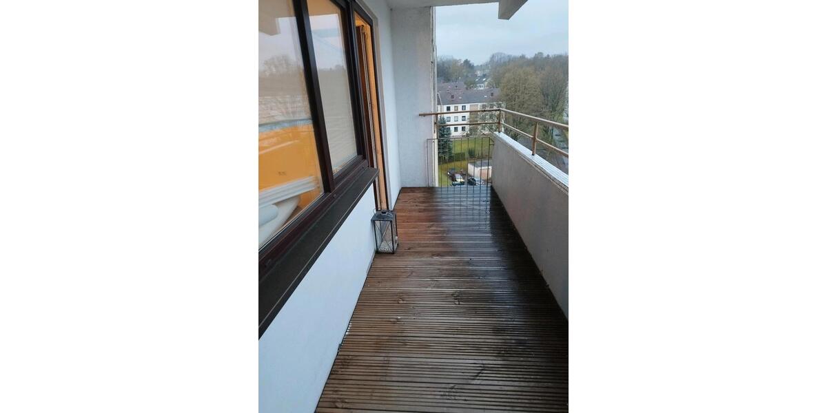 Etagenwohnung Detmold - 3 Zimmer, 72 m&sup2;, 570&euro; | Angebot:25990352