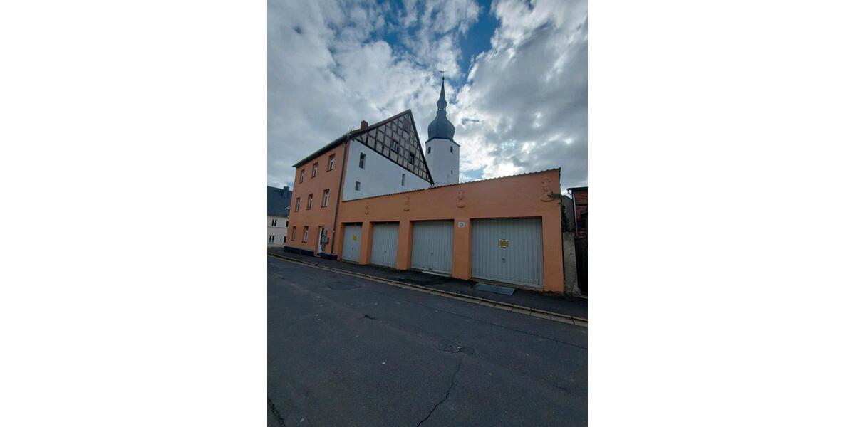 Etagenwohnung Thiersheim - 3 Zimmer, 75 m&sup2;, 670&euro; | Angebot:26273999