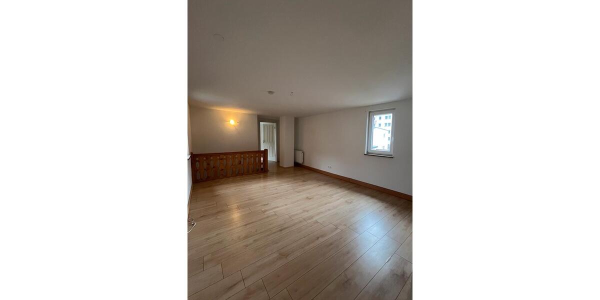 Maisonettenwohnung Schmalkalden - 3.5 Zimmer, 78 m&sup2;, 675&euro; | Angebot:26276438