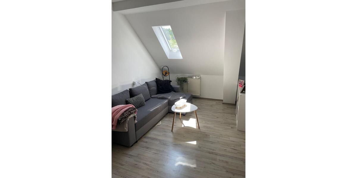 Dachgeschoßwohnung Wenden - 3 Zimmer, 70 m&sup2;, 950&euro; | Angebot:26476702