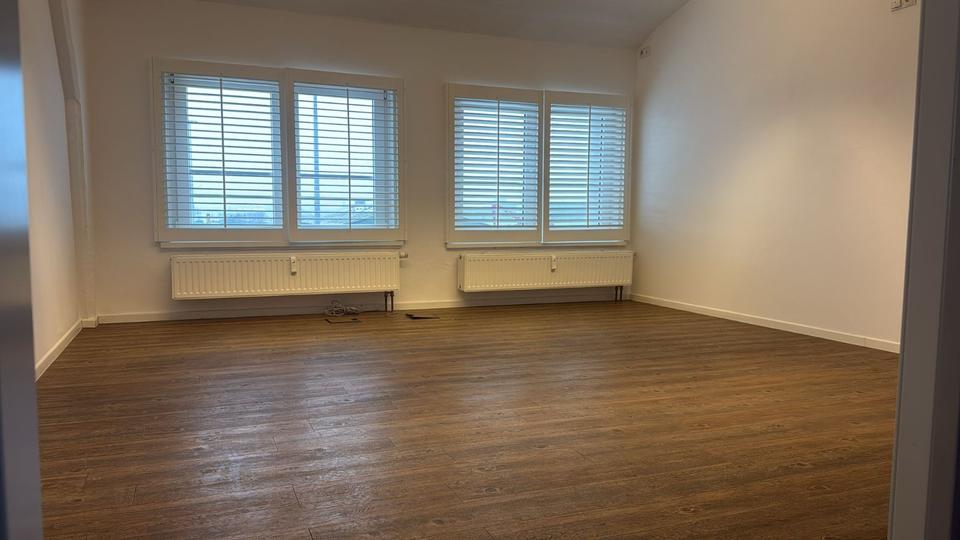 Gewerbeobjekt Kiel Neumühlen-Dietrichsdorf - 390&euro; | Angebot:25628504