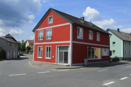 Ladenfläche Paxisräume Gewerbefläche Einzelhandel zimmer