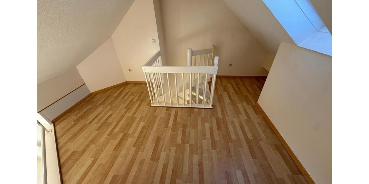 Dachgeschoßwohnung Memmingen - 2.5 Zimmer, 85 m&sup2;, 995&euro; | Angebot:25852501