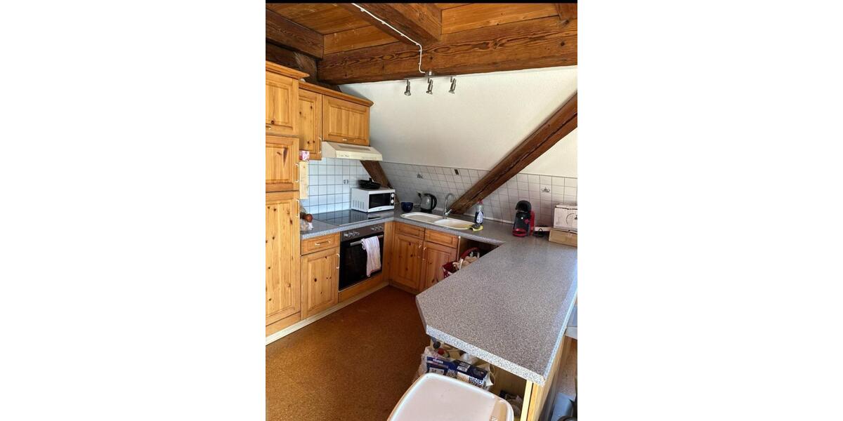 Dachgeschoßwohnung Hüfingen - 4 Zimmer, 93 m&sup2;, 950&euro; | Angebot:25824862