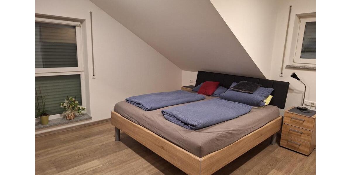 Dachgeschoßwohnung Nördlingen - 3 Zimmer, 85 m&sup2;, 895&euro; | Angebot:24744612