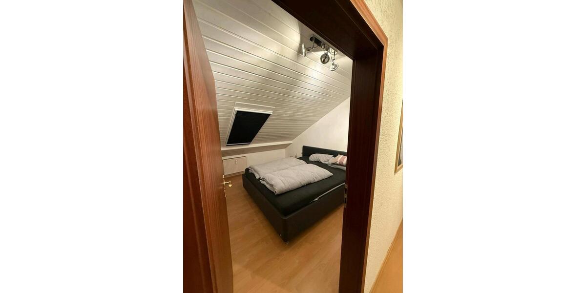 Dachgeschoßwohnung Buch am Buchrain Mitterbuch - 3.5 Zimmer, 110 m&sup2;, 1.450&euro; | Angebot:25931402