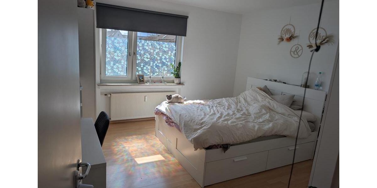 Etagenwohnung Siegen - 4 Zimmer, 94 m&sup2;, 850&euro; | Angebot:26338781