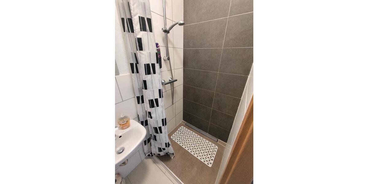 Etagenwohnung Idstein - 2 Zimmer, 35 m&sup2;, 750&euro; | Angebot:26018264