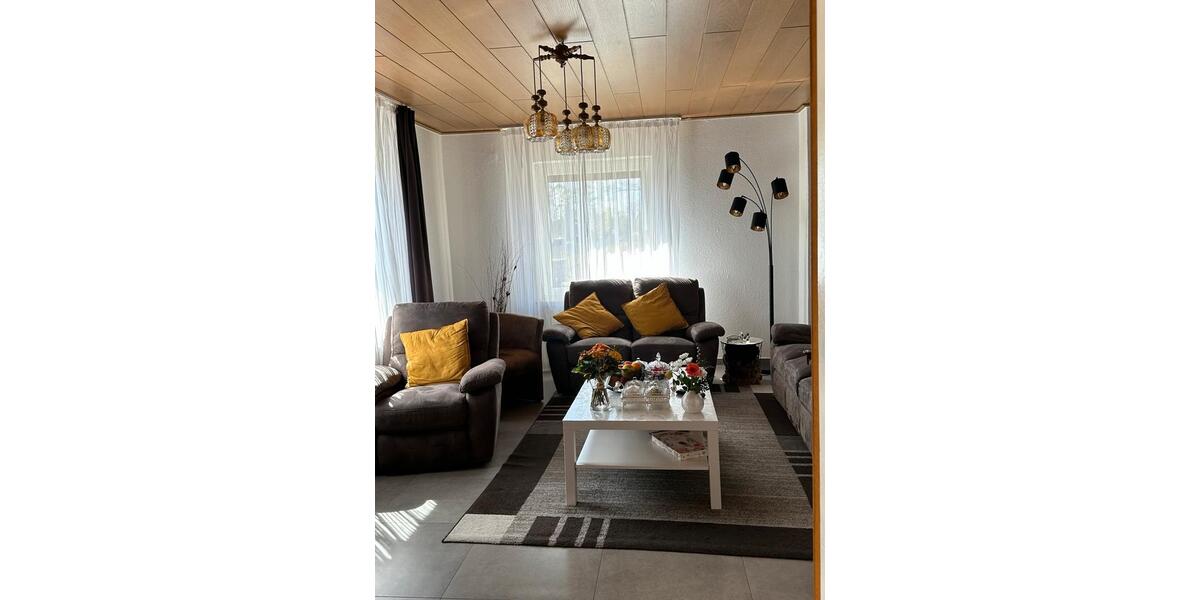Einfamilienhaus Lachendorf - 6 Zimmer, 143 m&sup2;, 1.100&euro; | Angebot:26035552