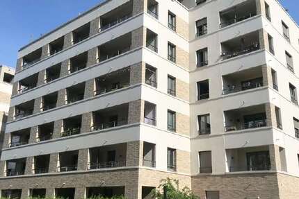 Wohnung zum Mieten in Dresden 1.315 € 87.41 m² 4 zimmer
