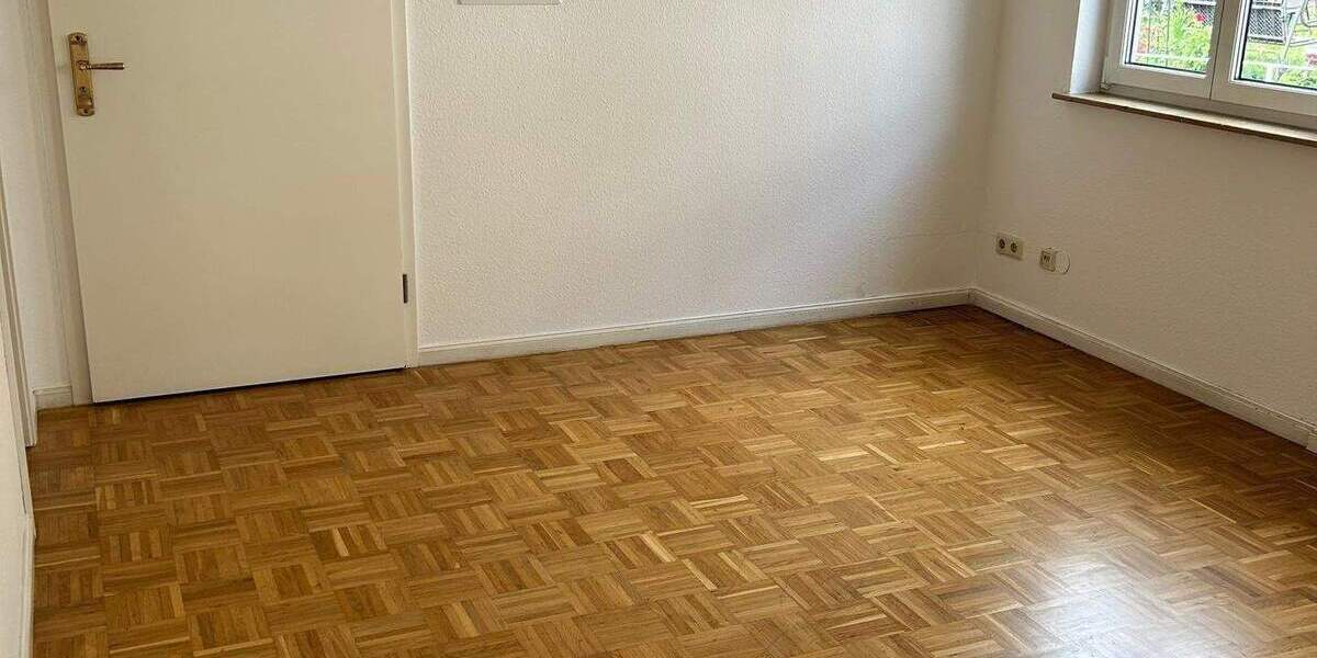 Etagenwohnung Augustusburg - 5 Zimmer, 137 m&sup2;, 825&euro; | Angebot:23883269