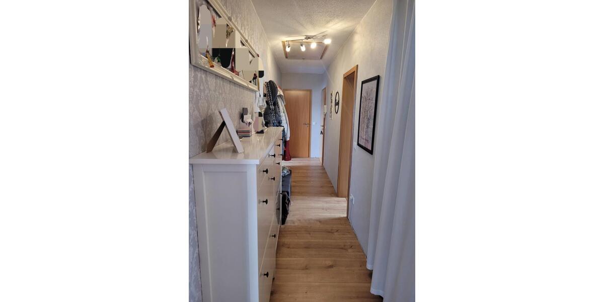 Dachgeschoßwohnung Enger - 3 Zimmer, 80 m&sup2;, 700&euro; | Angebot:24818723