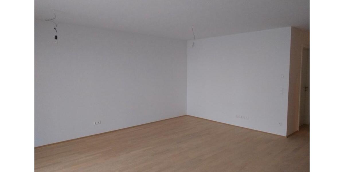 Erdgeschoßwohnung Aalen Unterkochen - 3.5 Zimmer, 86 m&sup2;, 1.280&euro; | Angebot:26040722