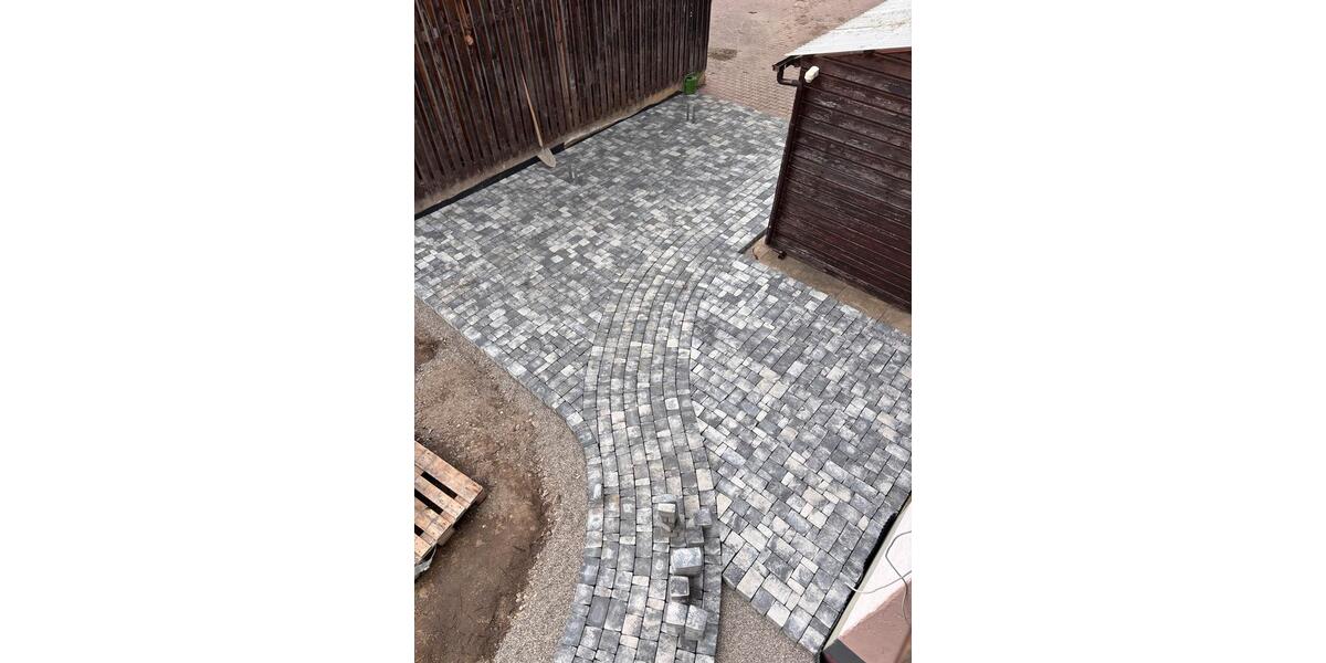 Etagenwohnung Schallstadt - 5 Zimmer, 185 m&sup2;, 2.450&euro; | Angebot:26615326