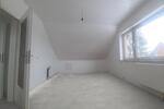 Dachgeschoßwohnung Enger - 2.5 Zimmer, 66 m&sup2;, 600&euro; | Angebot:25155076