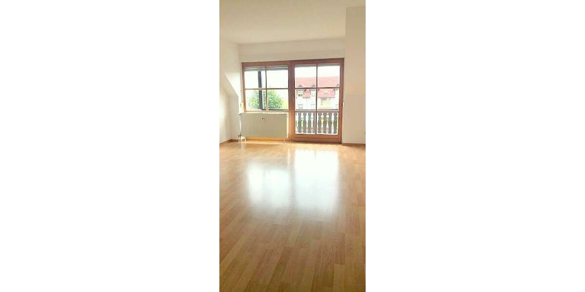 Etagenwohnung Leuna Günthersdorf - 3 Zimmer, 90 m&sup2;, 684&euro; | Angebot:25965079