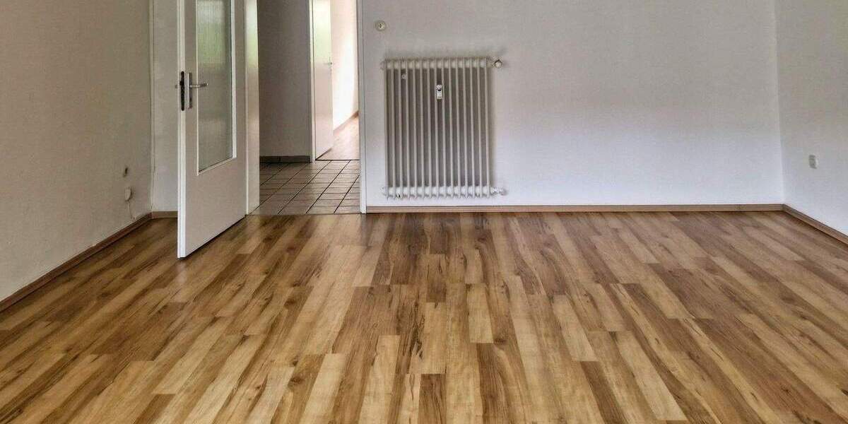 Etagenwohnung Kassel West - 3 Zimmer, 77 m&sup2;, 795&euro; | Angebot:24367370