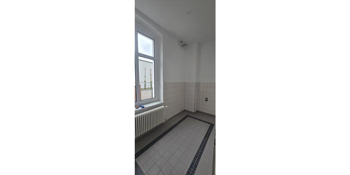 Etagenwohnung Tangermünde - 4 Zimmer, 151 m&sup2;, 1.057&euro; | Angebot:25510420