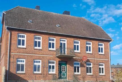 Wohnen auf Zeit Lübeck Sankt Jürgen - 7 Zimmer, 180 m&sup2;, 300&euro; | Angebot:26663098