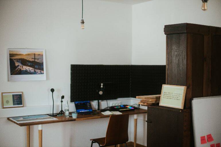 CoWorking Büroplatz mit angehängtem Film- Fotostudio im LKR Freyung - All-in-Miete