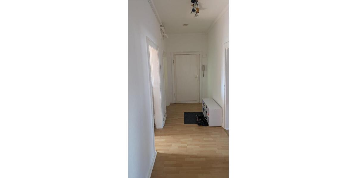 Dachgeschoßwohnung Hameln - 3 Zimmer, 75 m&sup2;, 595&euro; | Angebot:25964881
