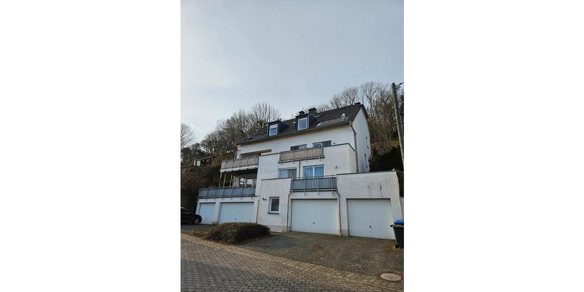 Etagenwohnung Trierweiler - 4 Zimmer, 125 m&sup2;, 1.250&euro; | Angebot:26020739