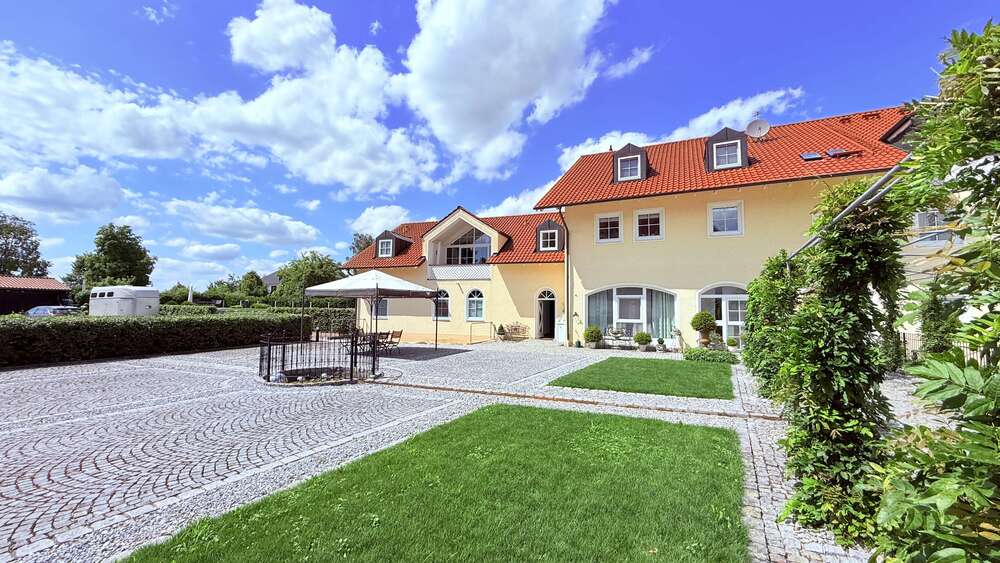 Etagenwohnung Pleiskirchen Bachleiten - 4 Zimmer, 130 m&sup2;, 1.195&euro; | Angebot:27360227