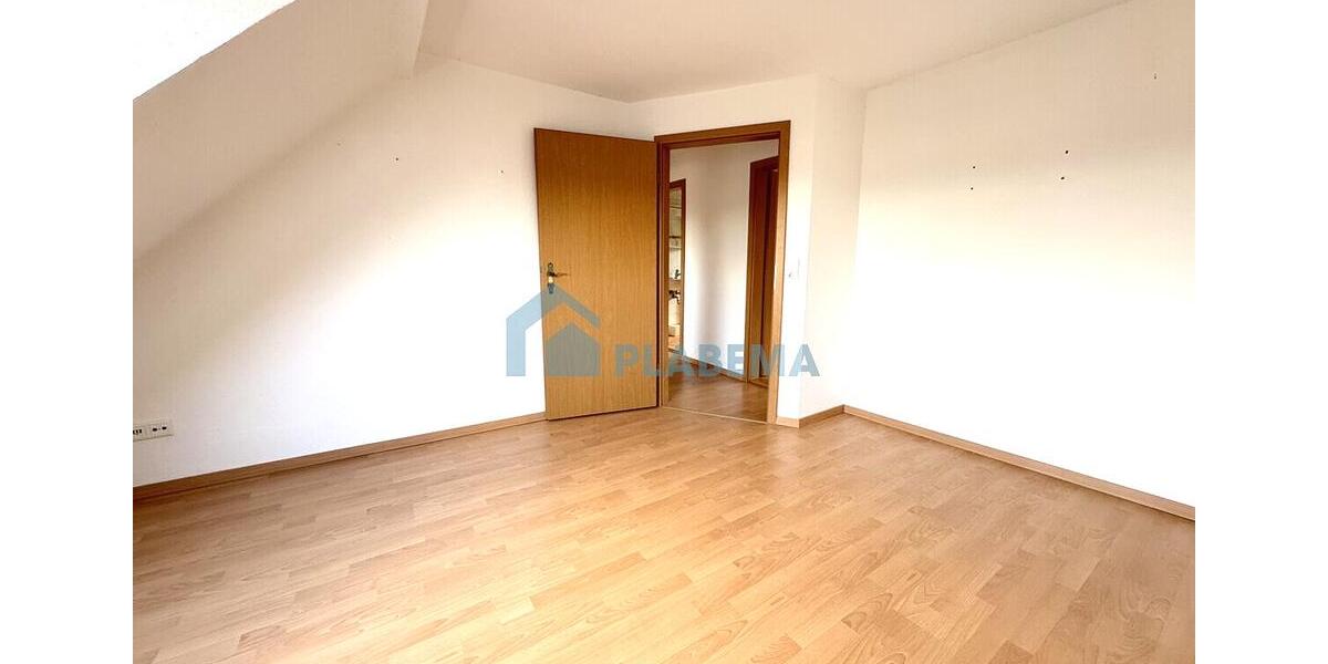 Dachgeschoßwohnung Parchim - 4 Zimmer, 85 m&sup2;, 977&euro; | Angebot:23216848