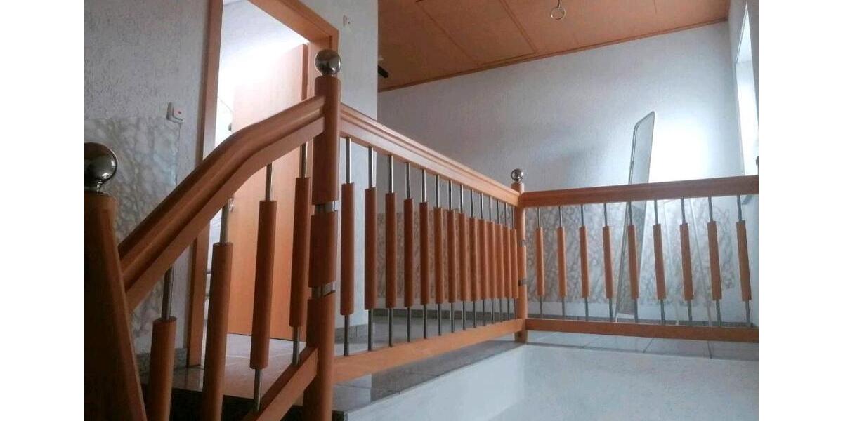 Dachgeschoßwohnung Langgöns - 3 Zimmer, 90 m&sup2;, 1.100&euro; | Angebot:26614041