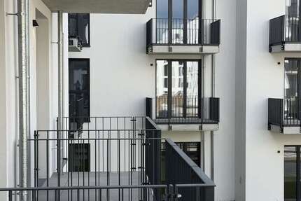 Wohnung Berlin Lichtenberg - 2 Zimmer, 55 m&sup2;, 636&euro; | Angebot:27295003