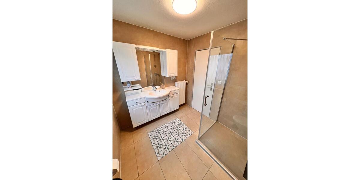 Erdgeschoßwohnung Erlensee - 3 Zimmer, 85 m&sup2;, 990&euro; | Angebot:24888610