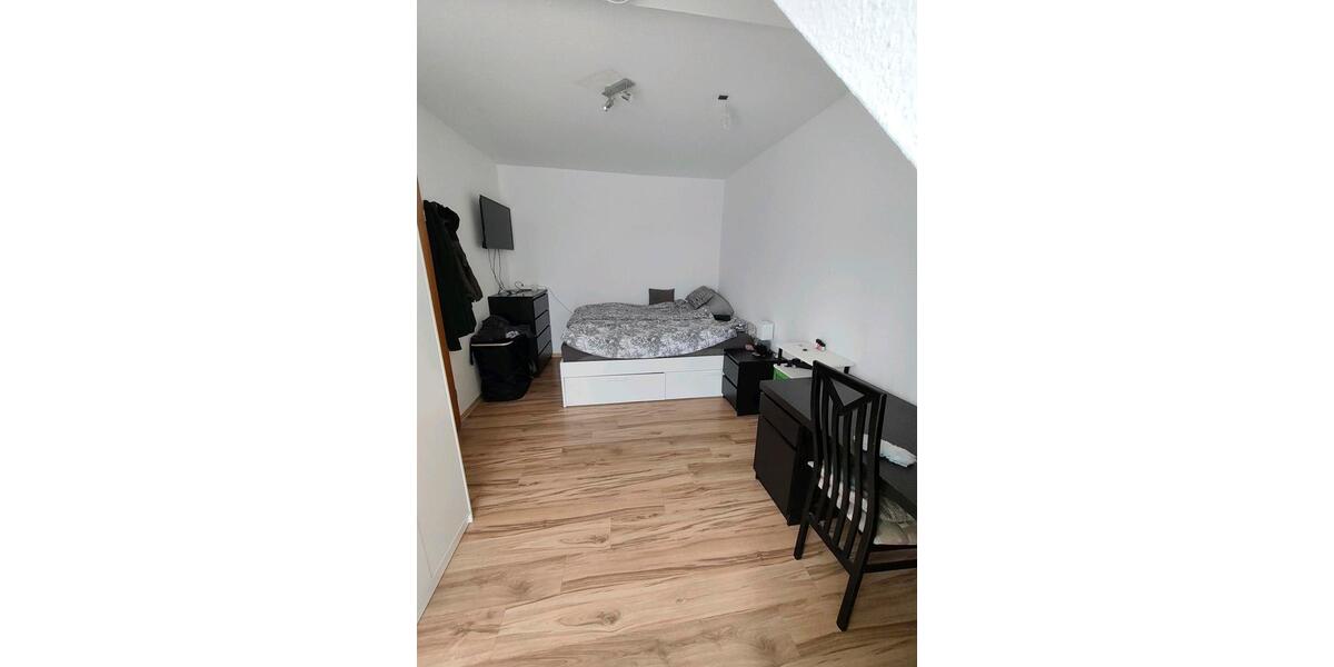 Dachgeschoßwohnung Aßlar - 2 Zimmer, 49 m&sup2;, 610&euro; | Angebot:26214271