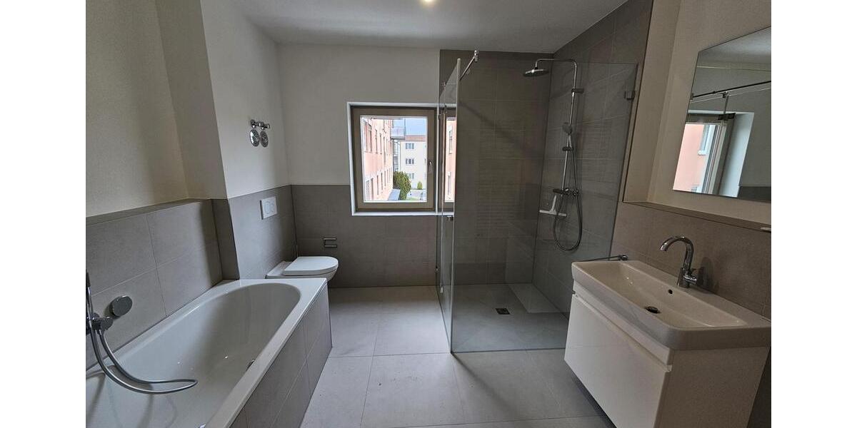 Etagenwohnung Eichstätt - 4 Zimmer, 114 m&sup2;, 1.400&euro; | Angebot:26625761