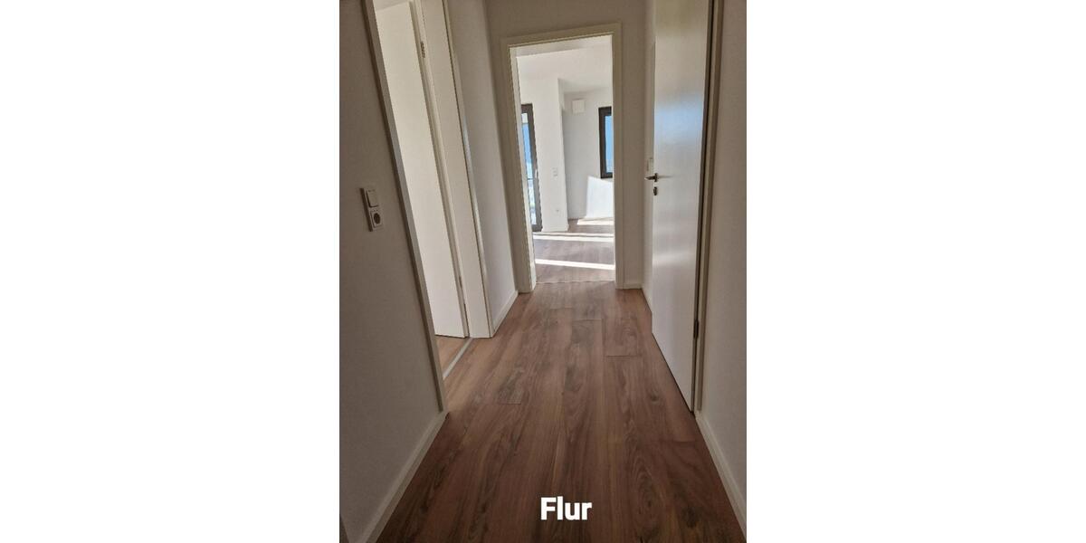 Etagenwohnung Windeck - 2 Zimmer, 83 m&sup2;, 980&euro; | Angebot:25171462